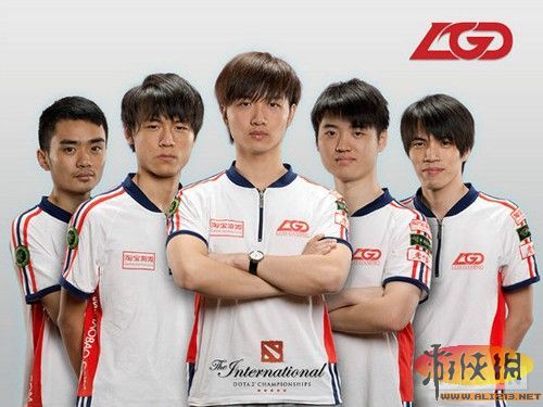 在采访中直 在采访中直