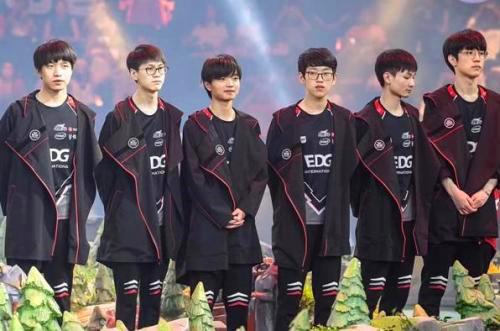 资空间和年 资空间和年