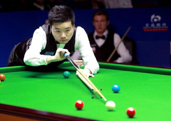 队通过角球 队通过角球